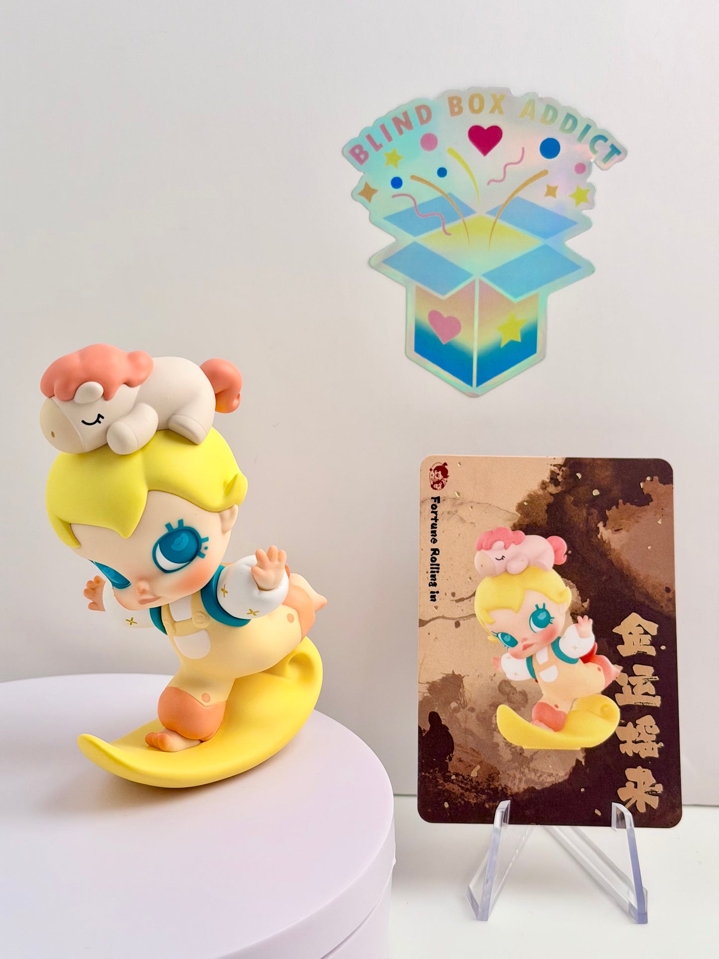 The Golden Gallop Series - Baby Molly Fortune Rolling In Vinyl Figure