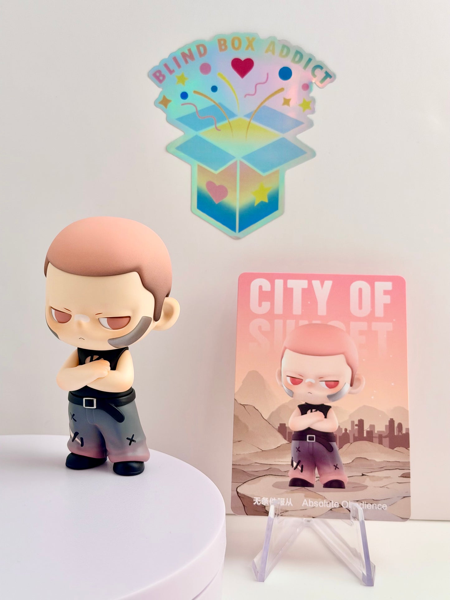 Kubo City of Sunset Series - Absolute Obedience Vinyl Figure