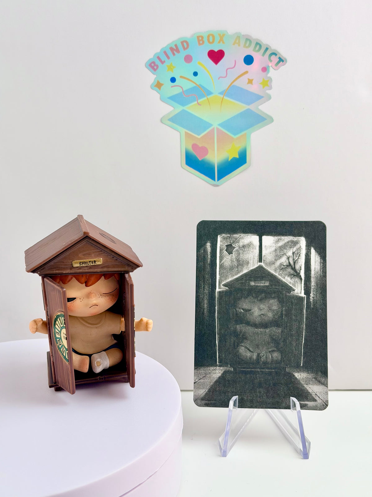Hirono Shelter Series - Mantel Clock Vinyl Figure