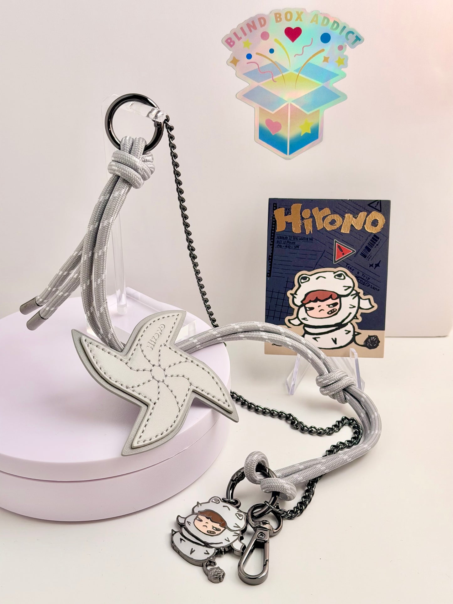 Hirono Echo Rooted in Memory Series - Back Off Bag Chain Charm