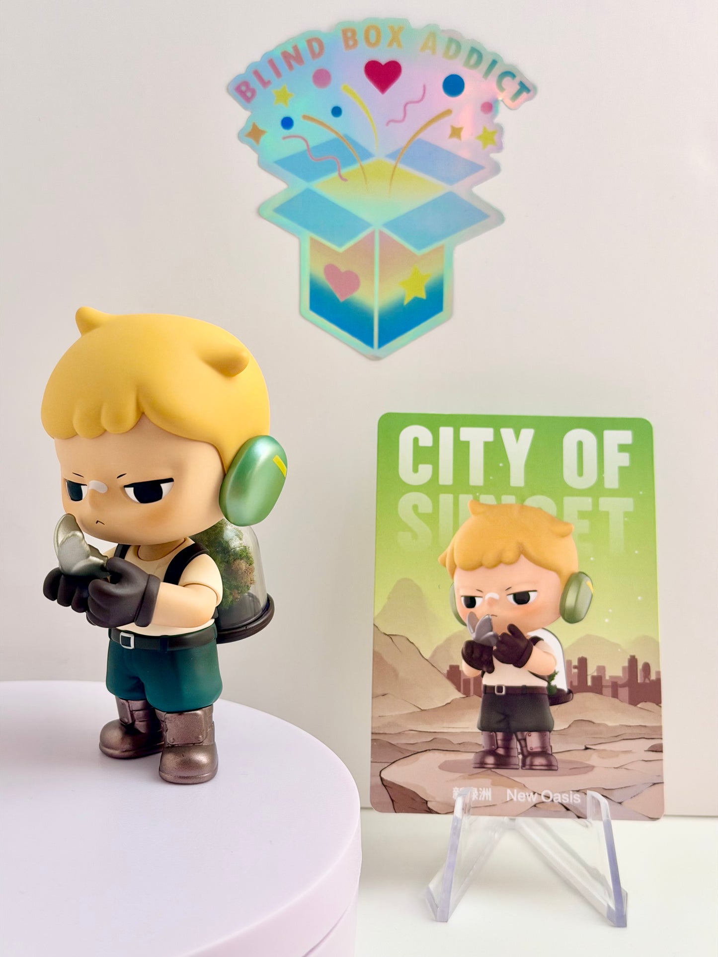 Kubo City of Sunset Series - New Oasis Vinyl Figure